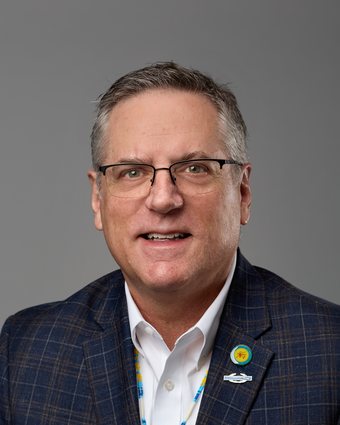 Martin Tucker